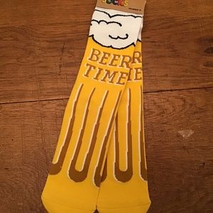 Beer Time Crew Socks Brand New